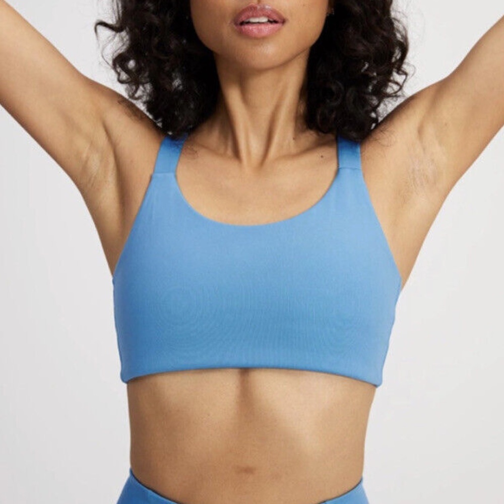 girlfriend collective haze lou v-neck bra